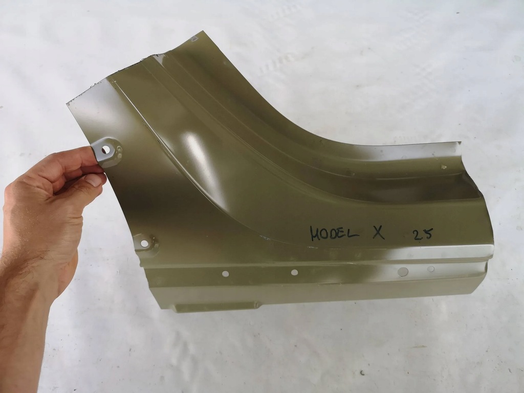 фото №2, Tesla x - порог правый polecam