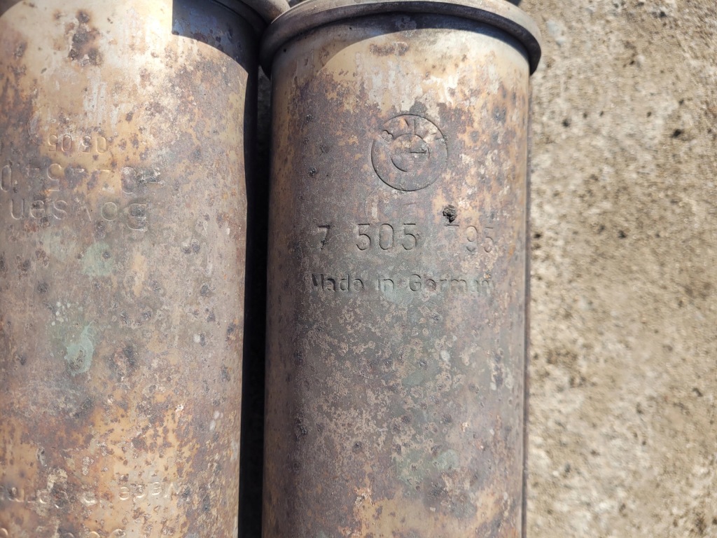 Гаситель выхлоп труба kompletny bmw e65 n62b40 n62 4.0b 7505798 7505797 Цена