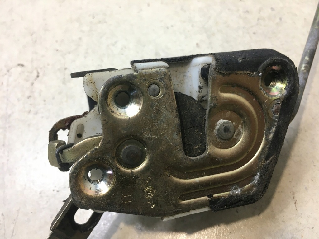 фото №7, Замок дверь правый hyundai coupe i