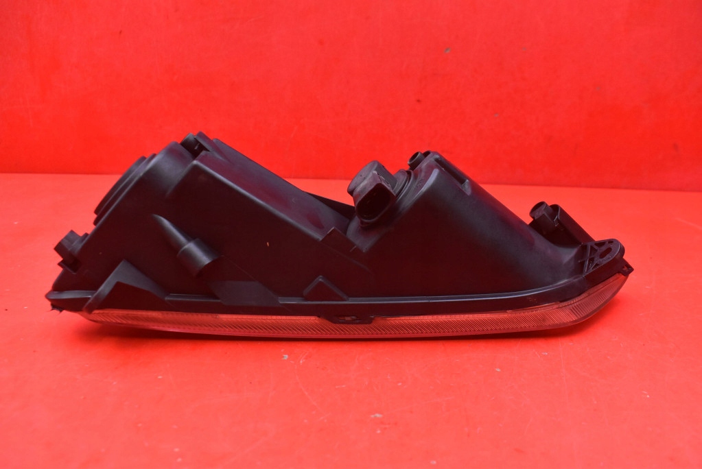 фото №5, Протитуманна фара лівий перед передній 176623 vw passat b7 10-15