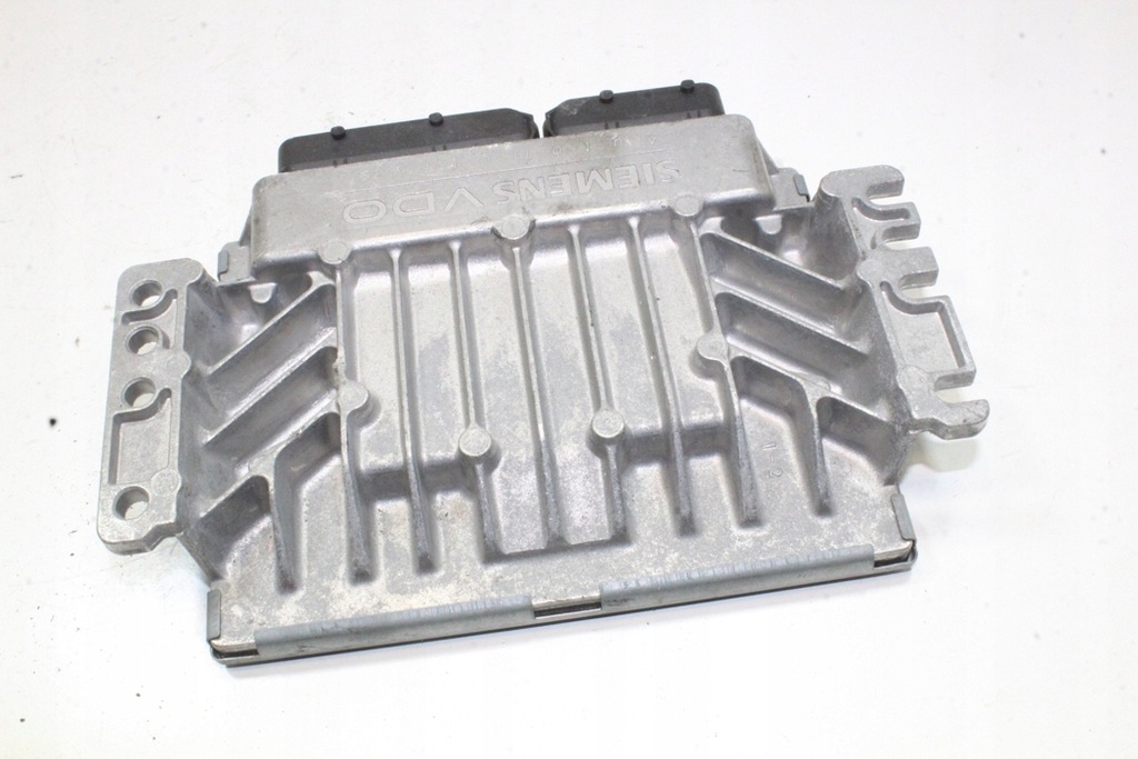 фото №1, Бортовий комп'ютер двигуна mini cooper r50, r53 7557395 1.4l бензиновий 55kw 2004