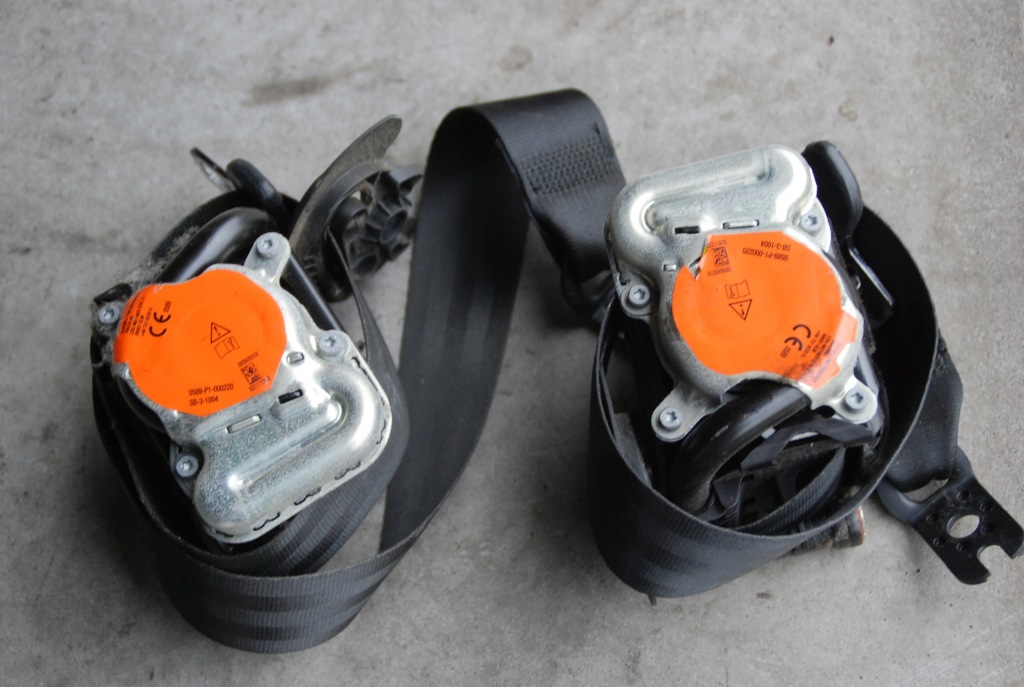 фото №5, Skoda superb iii pas безопасности l / p перед