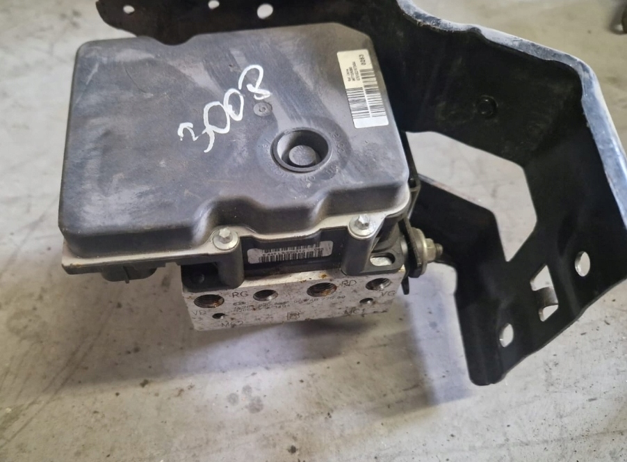 фото №1, Насос abs peugeot 3008 i 1.6 9674677580