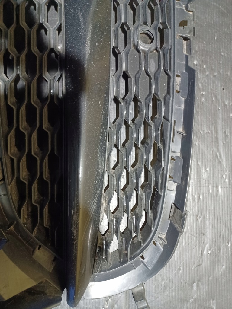 Решётка бампера правая jaguar xf x260 r sport gx6m-8b289-d Киев