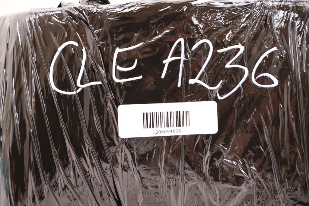 Mercedes-benz cle a236 стеля захист дах a2366909900 Недорого