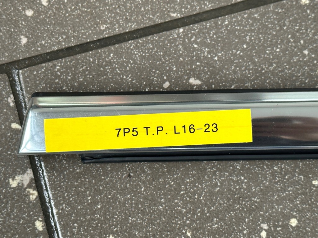 фото №4, Молдинг дверь правый задняя porsche cayenne 7p5 хром