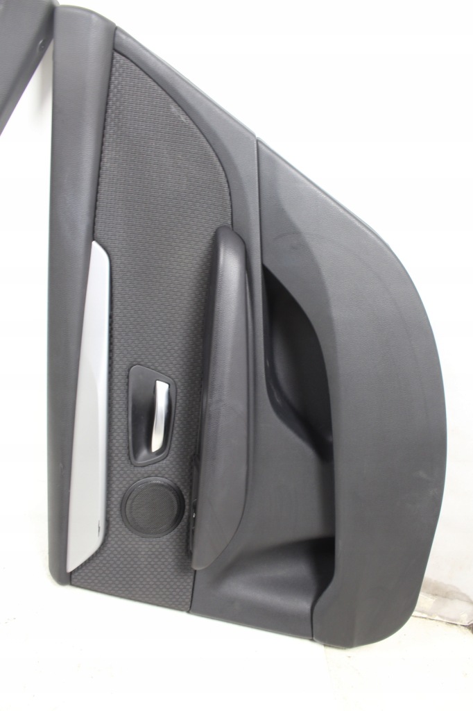 Купити Оббивка обшивка двері правий задній bmw 2 f46