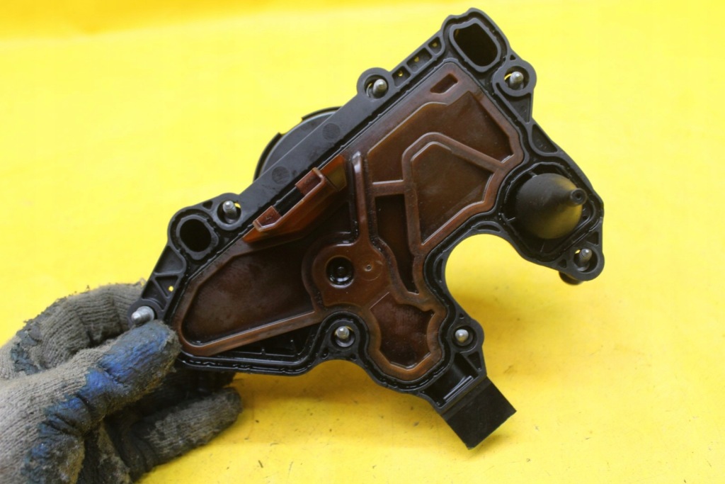 фото №8, Вентиляция картера сепаратор масла 2.0 tfsi a3 s3 06k103495p cjx