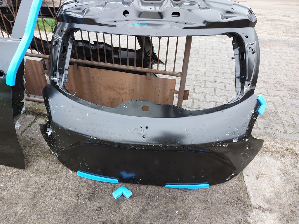 фото №1, Крышка багажника задняя renault zoe