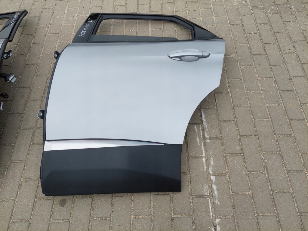 Купить Дверь задний  левый задние левая полный peugeot 3008 2 kcac