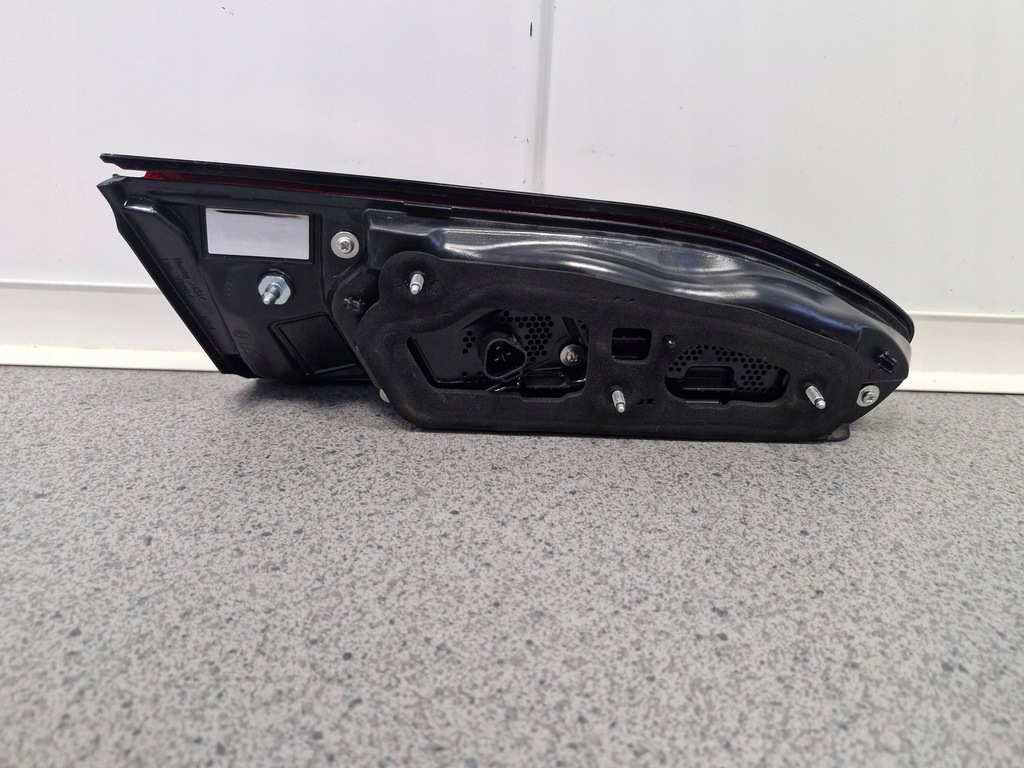 фото №6, Лампа задняя правая w крышка toyota corolla cross lift 25- koito 16-196