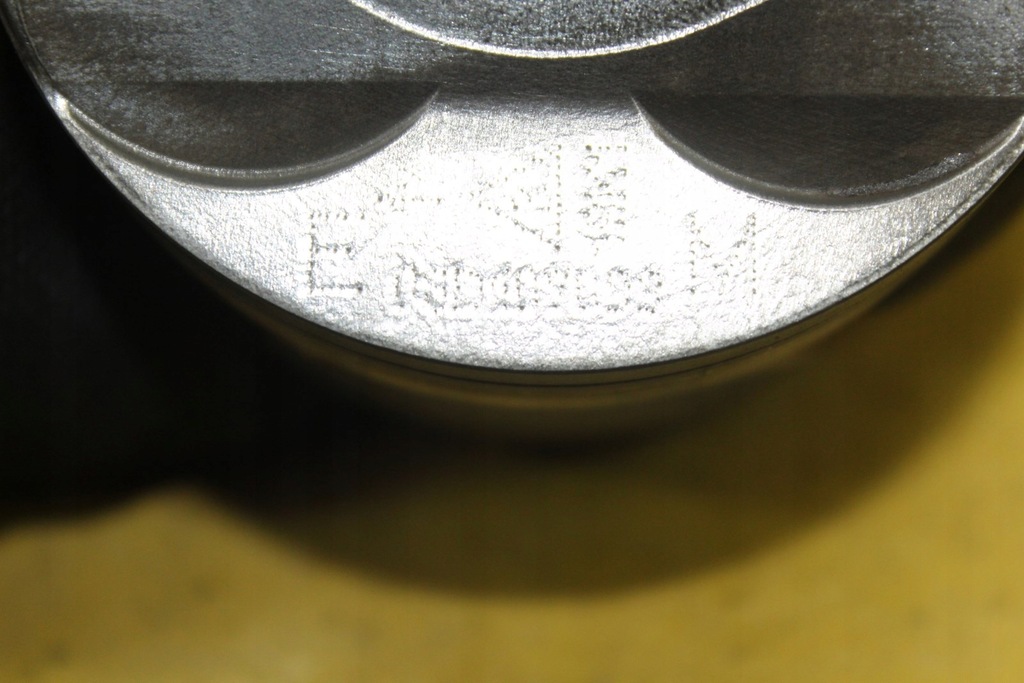 фото №7, Поршень поршні a3 golf v 2.0 fsi bvy 06d107099