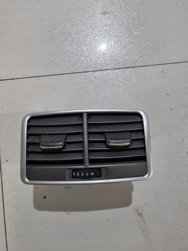 фото №1, Audi a6 c6 решётка обдув задняя задняя средняя