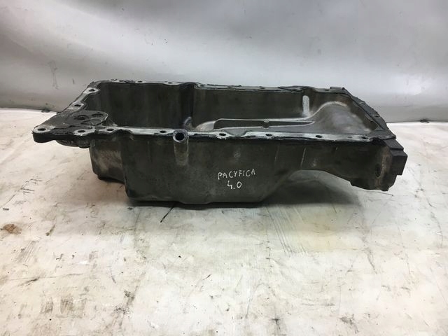фото №1, Chrysler pacifica 4.0 поддон масляная 04892123aa