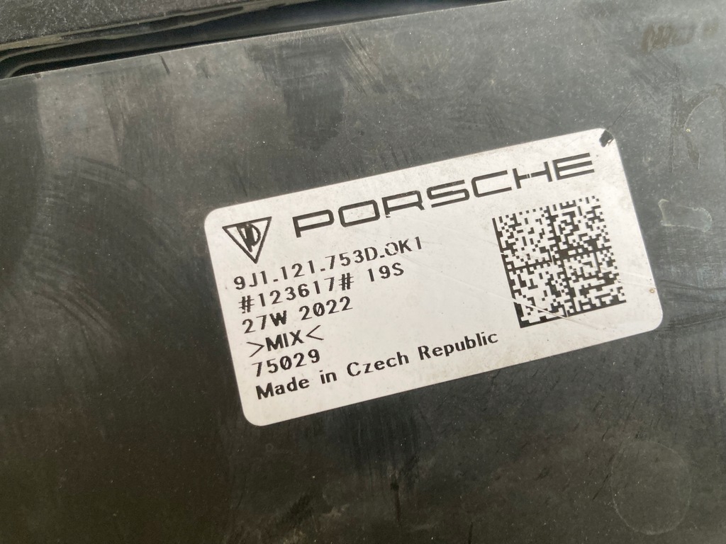 фото №5, Porsche taycan audi e tron gt решітка жалюзі ліва 9j1121753d