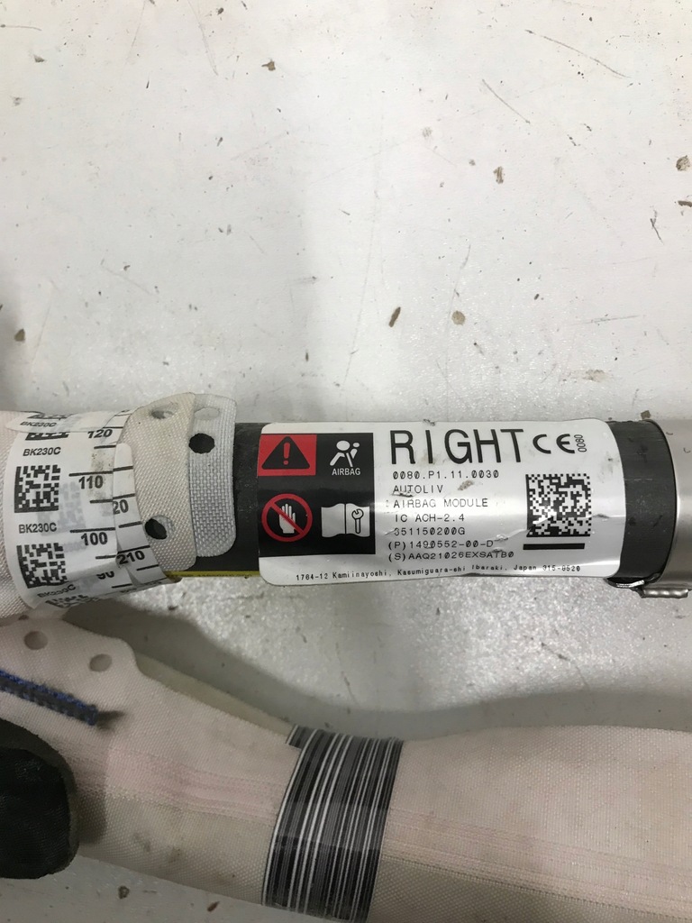 фото №5, Tesla model y шторка безопасности подушка безопасности 2x