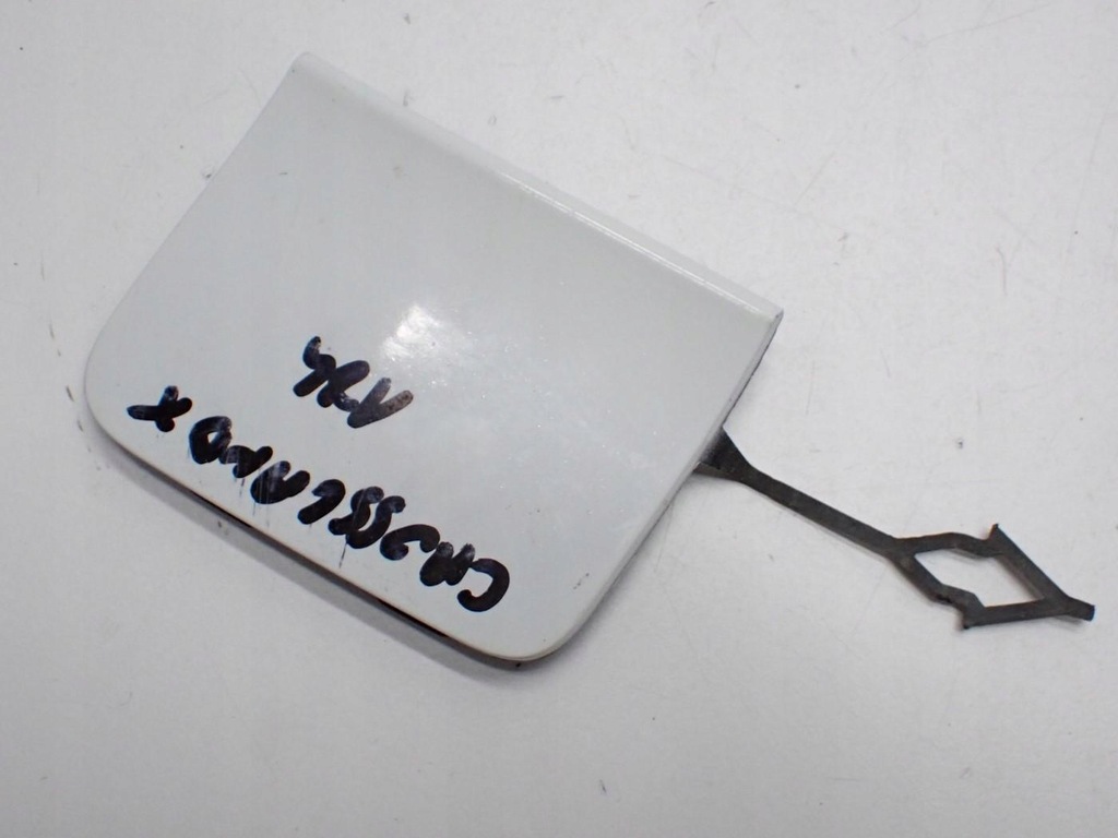 фото №1, Заглушка фаркоп бампера перед 39097383 opel crossland x 18r