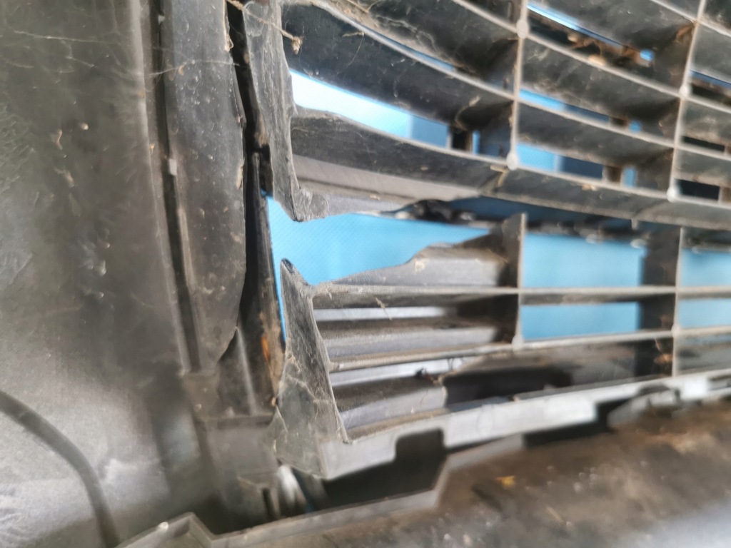 фото №10, Peugeot 3008 i бампер перед передний ezrc