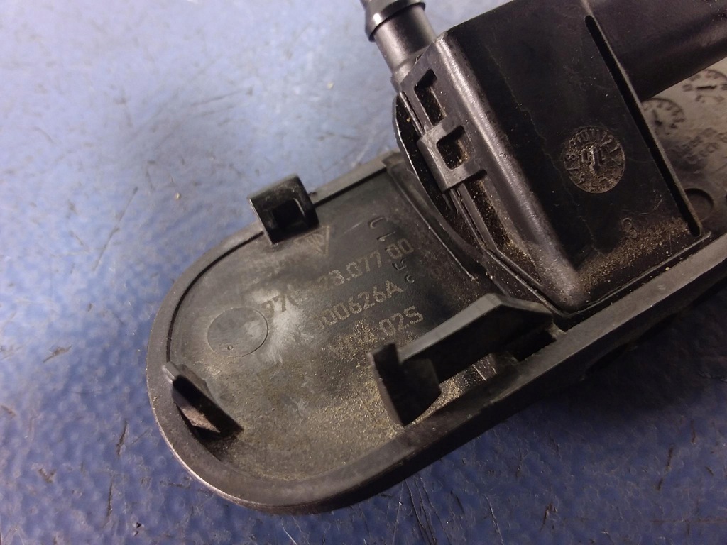 фото №6, Panamera i 970 омыватель капот правый 97062807700