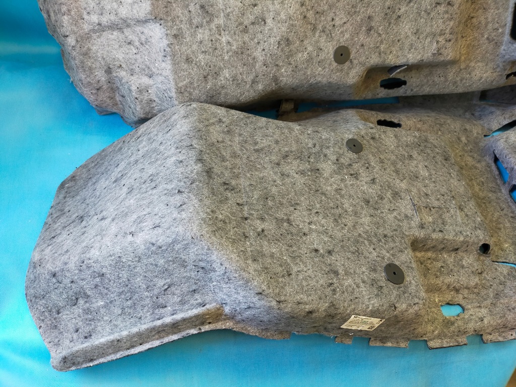 фото №12, Skoda superb 3 iii fl 2.0 fsi 200kw 20r коврик обшивка пол 3v1863367k