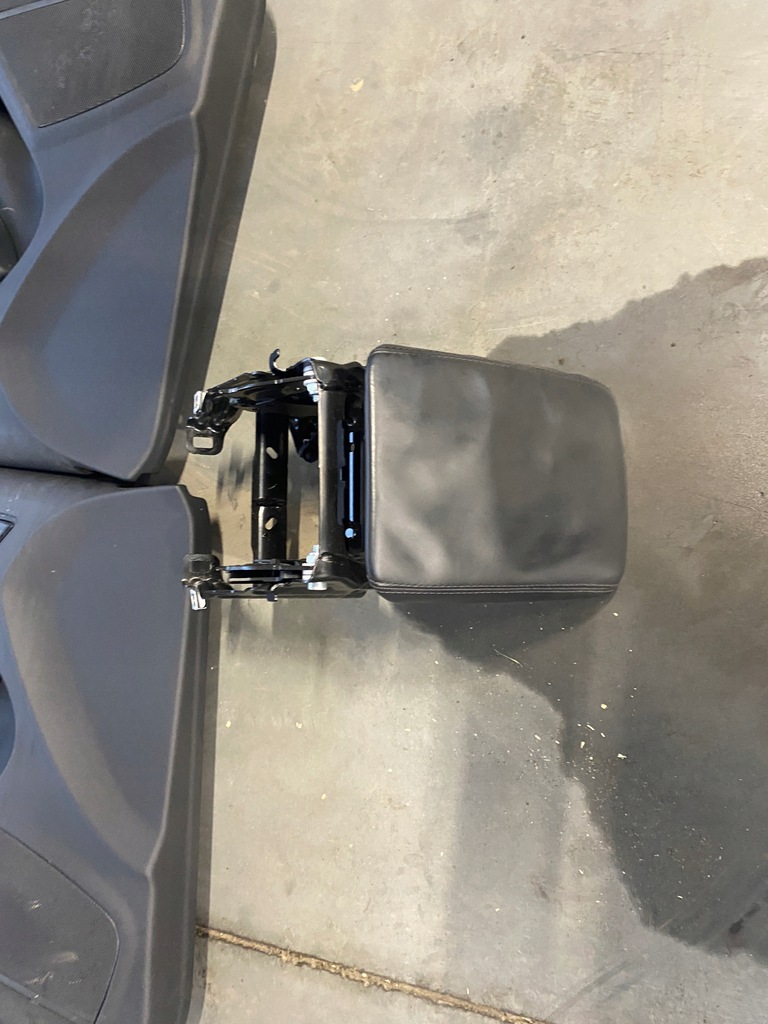 фото №12, Audi a4 b8 kombi сидіння заднє сидіння обшивки alcantara