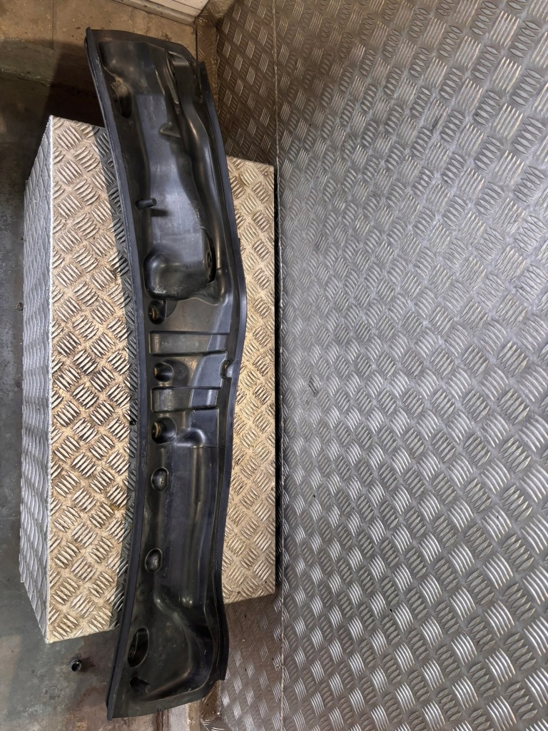 Купить Жабо нижние renault twingo 3 668107300r