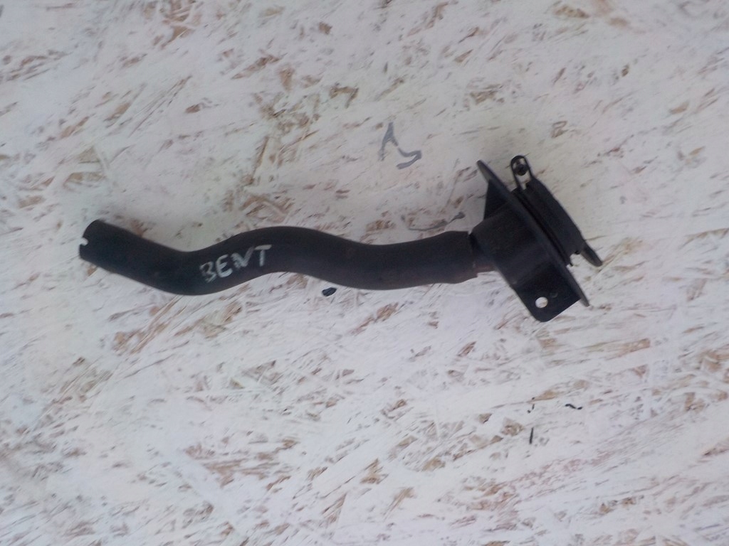 фото №1, Заливная горловина бачок омывателя крышка continental 11