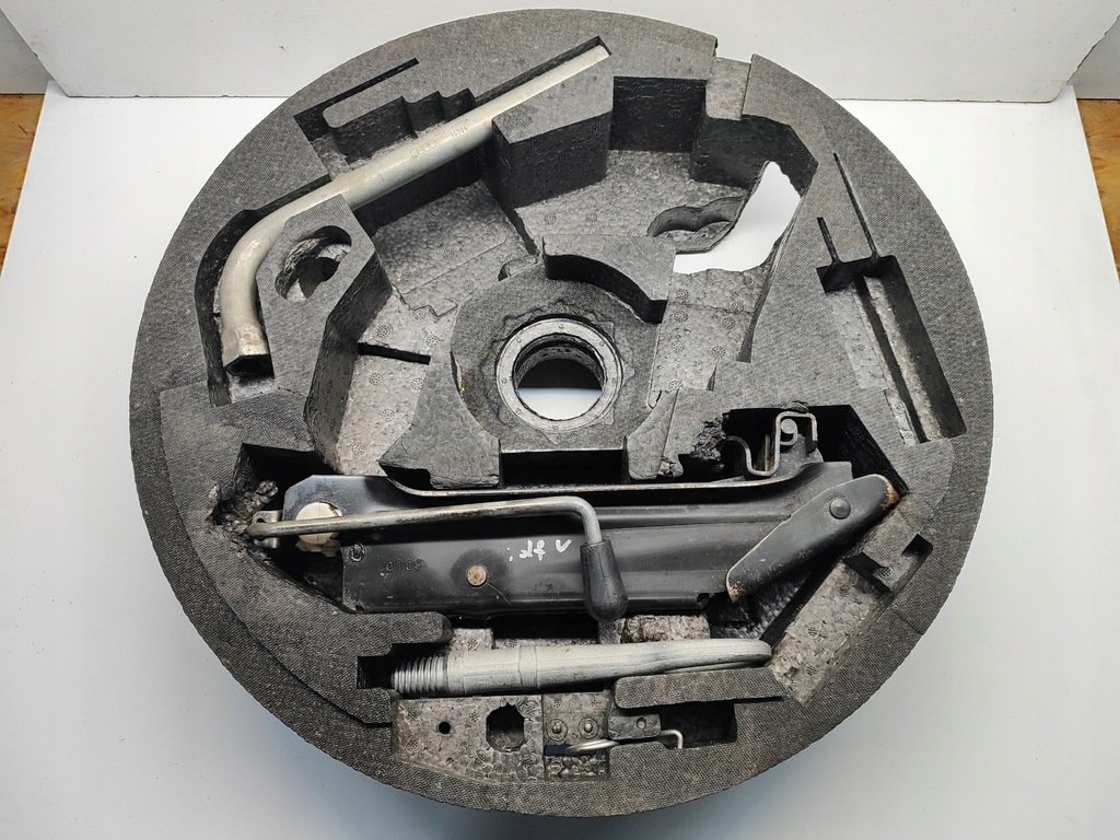 фото №1, Домкрат підйомник vw golf v 5 audi a3 набір