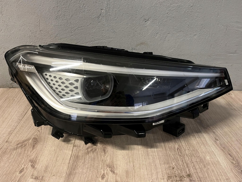 фото №1, Vw id4 id.4 лампа правий перед 11b941036m