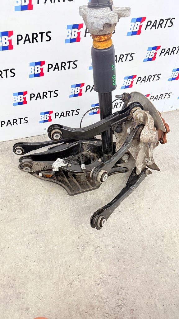 фото №5, Bmw g20 sedan поворотный кулак амортизатор рычаги левый задняя комплект 6899305