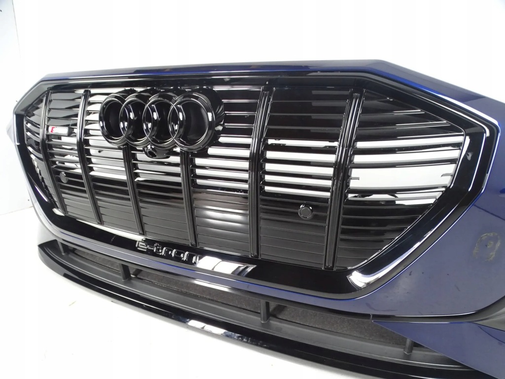 фото №8, Бампер перед передний audi e-tron 4ke s-line