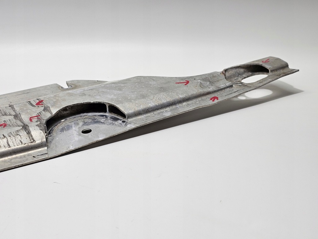 фото №4, Кронштейн аккумулятора renault zoe ii lift #5611