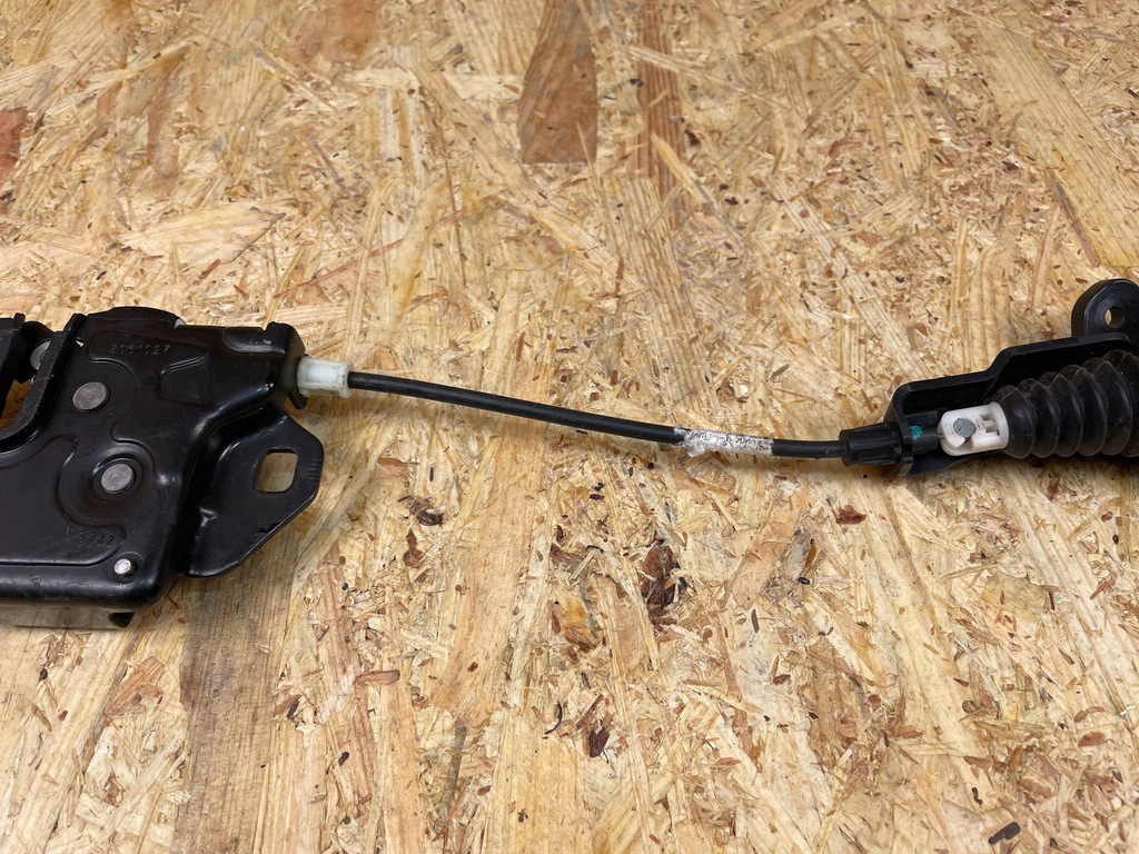 фото №7, Замок крепление засов привод трос капот tesla model y 1500397-00-e 2020-