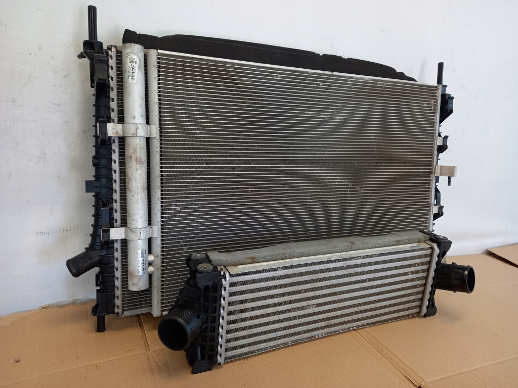 Комплект радіатор вентилятори ford transit custom 2.0 tdci 2015- Недорого