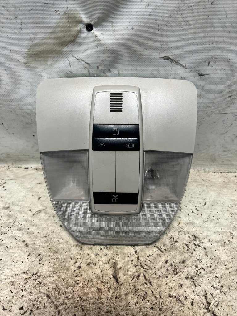 фото №1, Mercedes klasa b w245 лампа кабіни стельовий