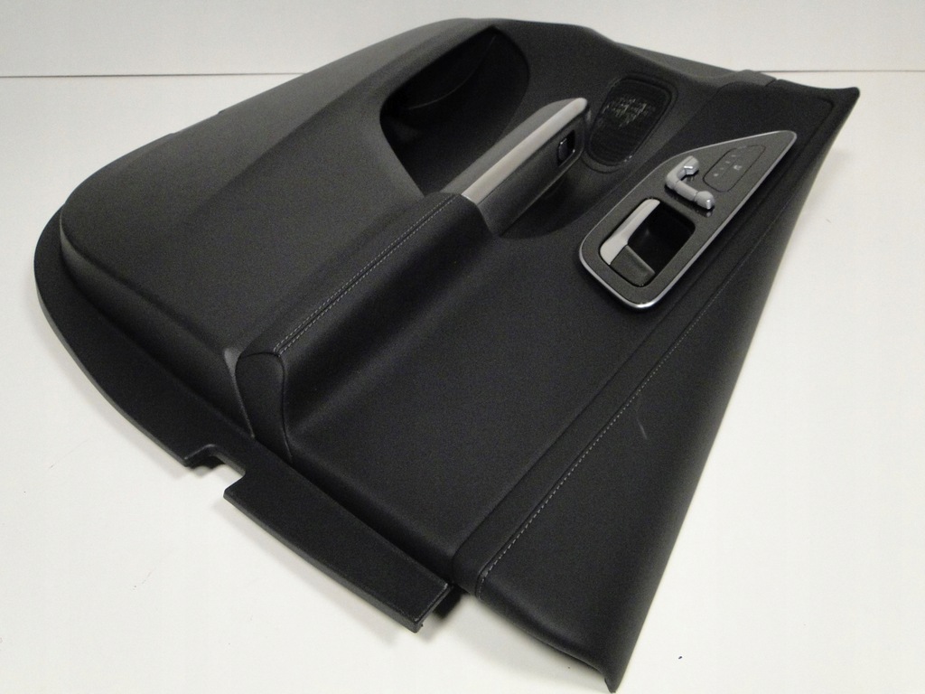 фото №7, Mercedes glc 254 x254 c254 amg обивка обшивка дверь передние правое 9h15