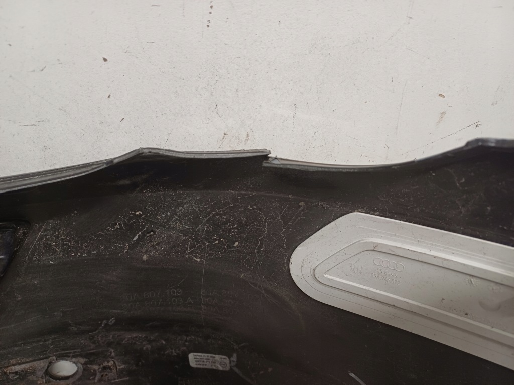 Audi q5 16- угол бампера правый  перед 809a807103 Киев