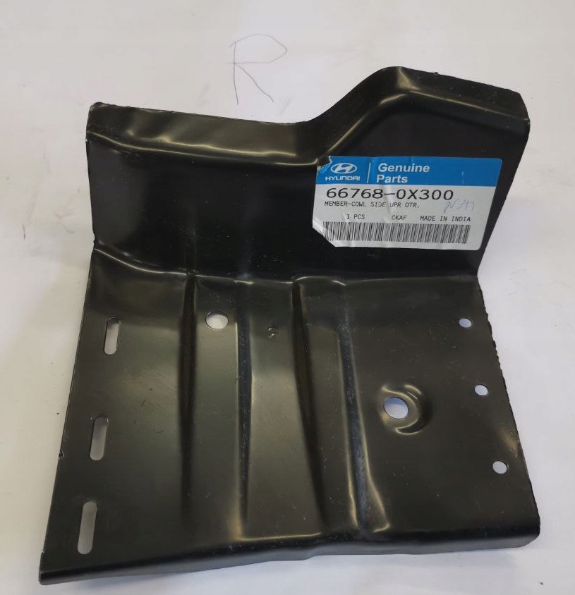 фото №1, Hyundai i10 напрямна кронштейн лампи лівий перед