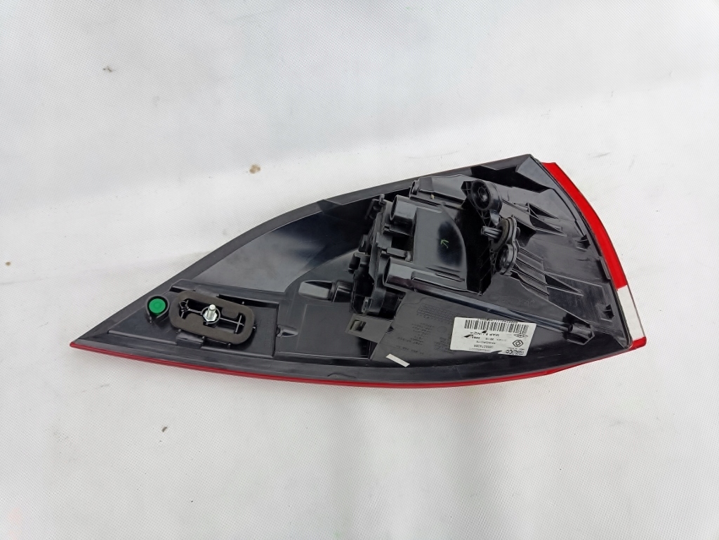 фото №5, Clio iv kombi лампа задняя задняя правая