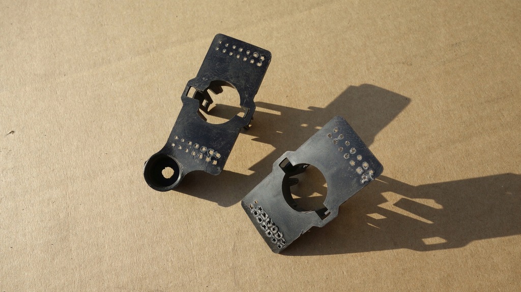 фото №1, Land rover discovery v 17- корзина датчика pdc