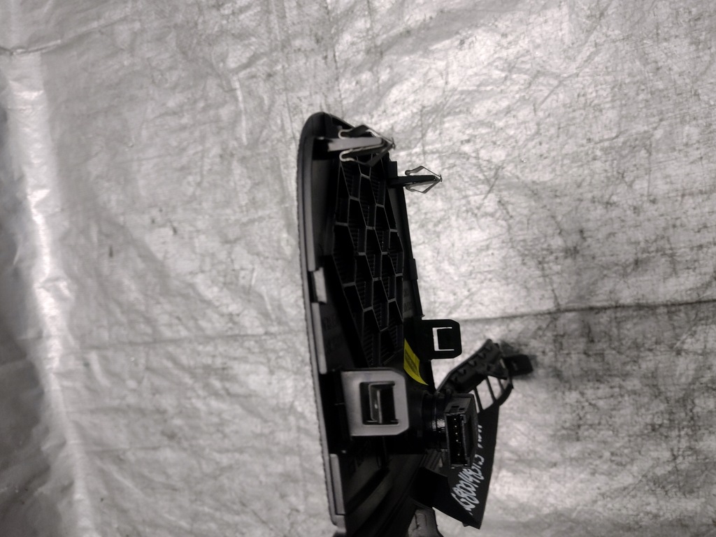 фото №12, Решітка консолі датчик освітленості opel insignia a оригінальний номер 13274842 13245030