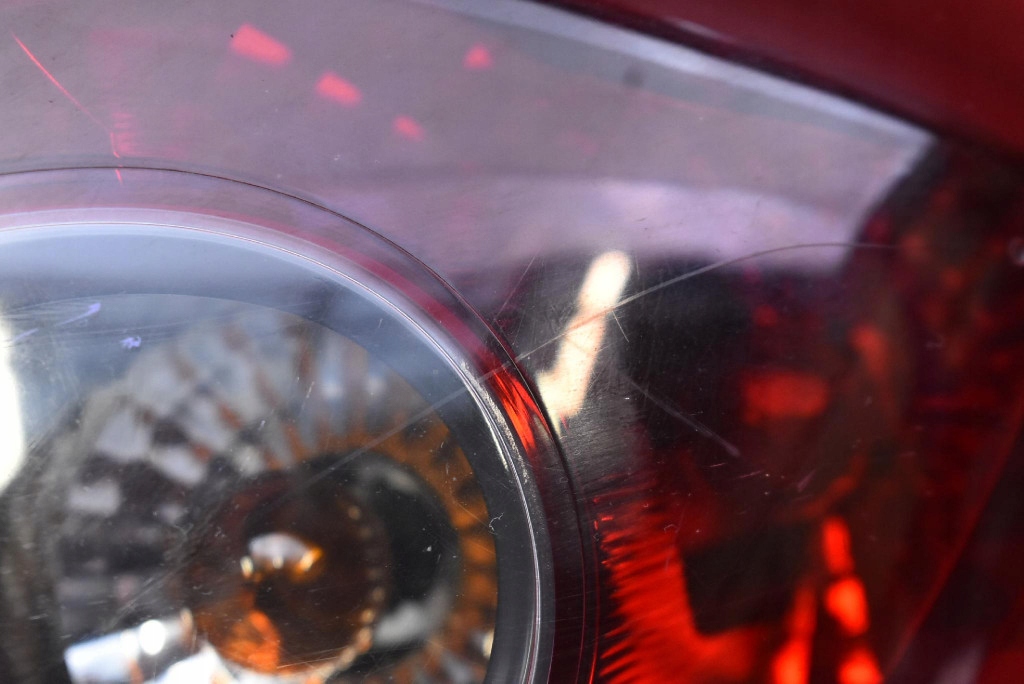 Лампа правая задний  задняя 13242812 opel corsa d 3d hb рестайлинг  10-20 Доставка