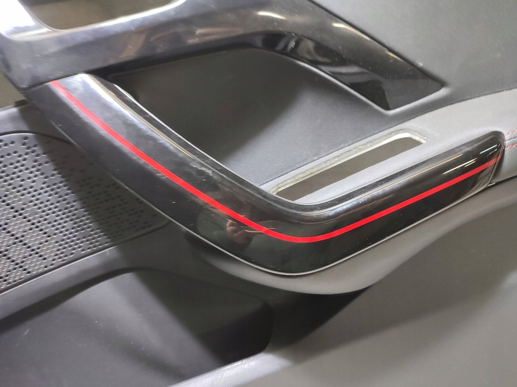 фото №8, Peugeot 2008 i 2018 перед сторона правая обшивка обивка дверь