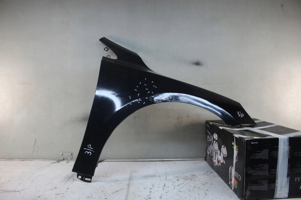 фото №1, Крила правий перед volvo xc40 v40
