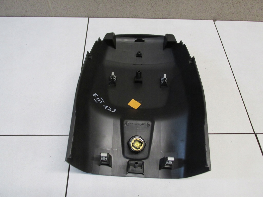 фото №8, Захист тунель задня роз'єм прикурювача focus mk3