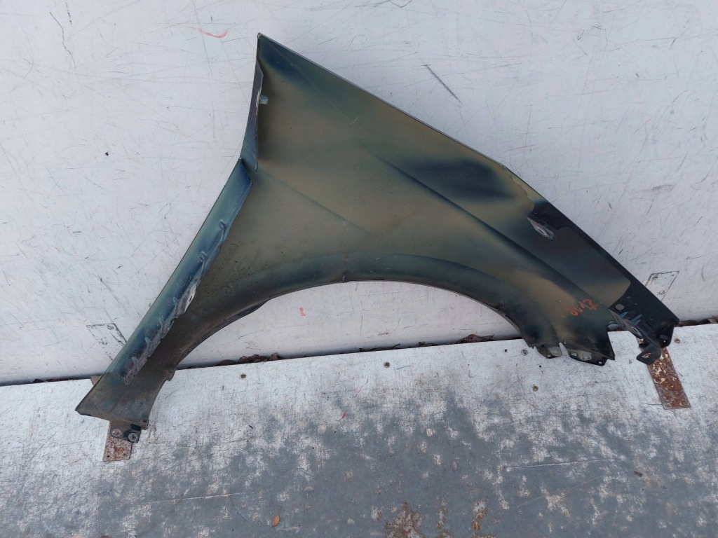 Seat cupra born 10e ліве крило передній перед Недорого