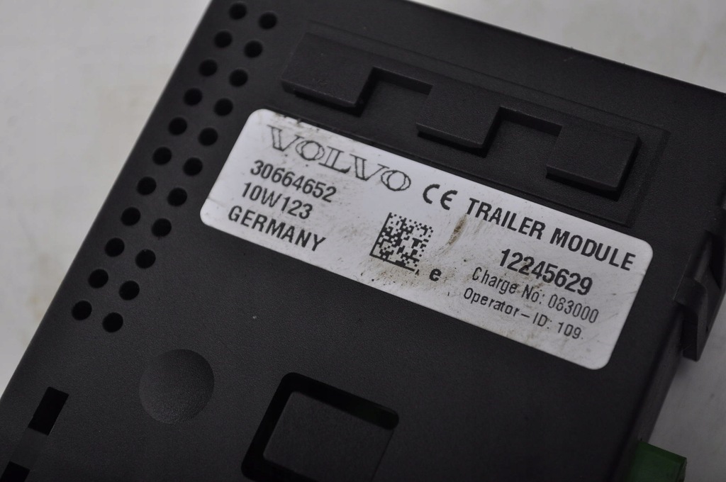 фото №9, Volvo v70 ii hak буксирувальний модуль фаркоп 30664652 30682095