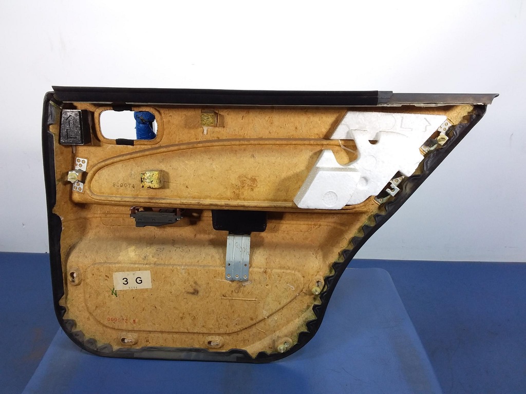 фото №5, Nissan maxima qx a32 обивка дверь задняя левая