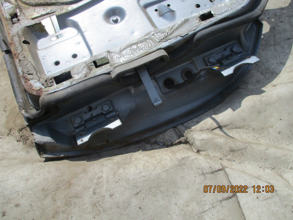 Mercedes w126 se,sel дверь передние левая комплект . в Украине