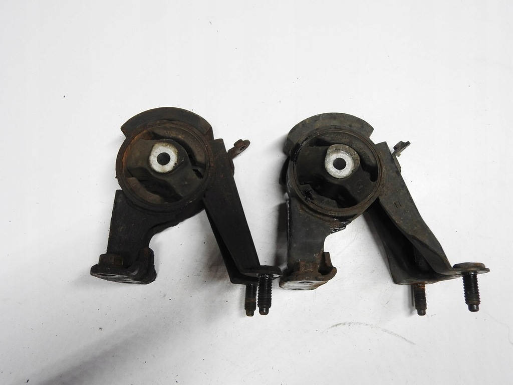 фото №14, Toyota auris i 06-09 1.4 кронштейн подушка кронштейн